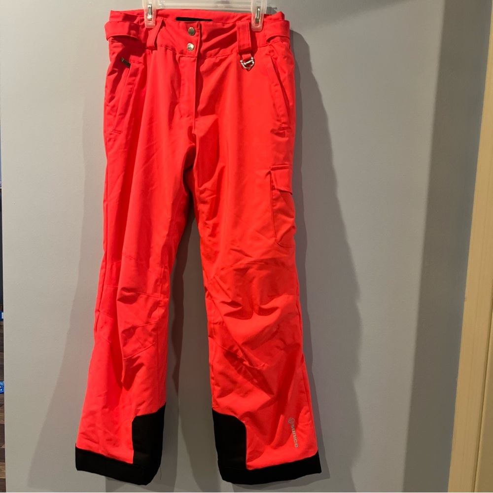 Sunice Women's Insulated Cargo Snow Pants, Bright Pink Size 14 Retail $215 28x28